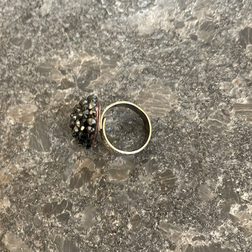 Ladies ring - Picture 3 of 3